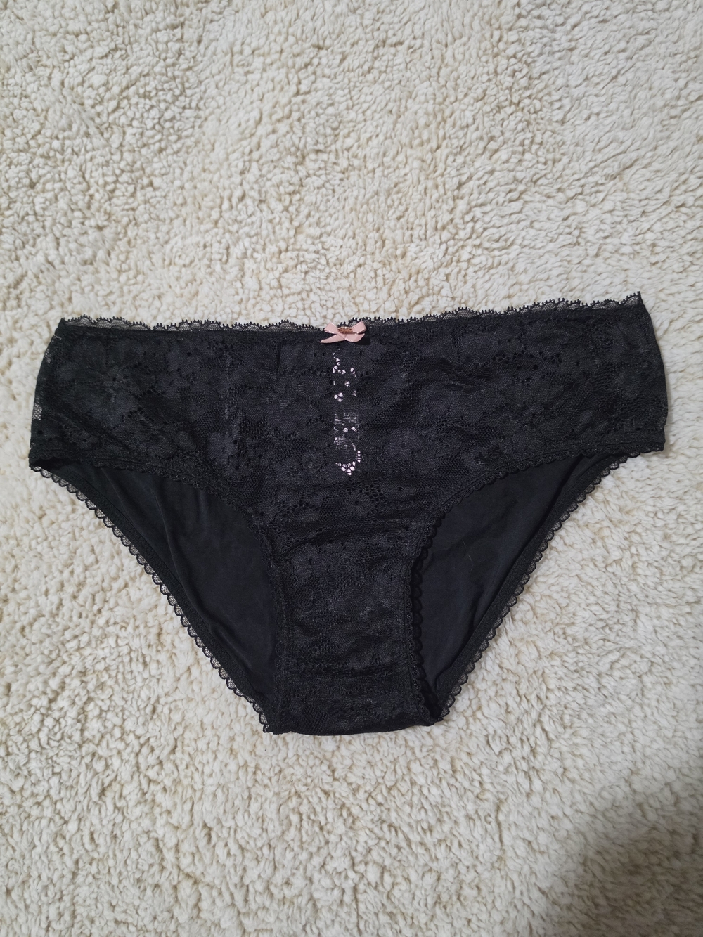 Victoria's Secret Black Lace Hiphugger Panty